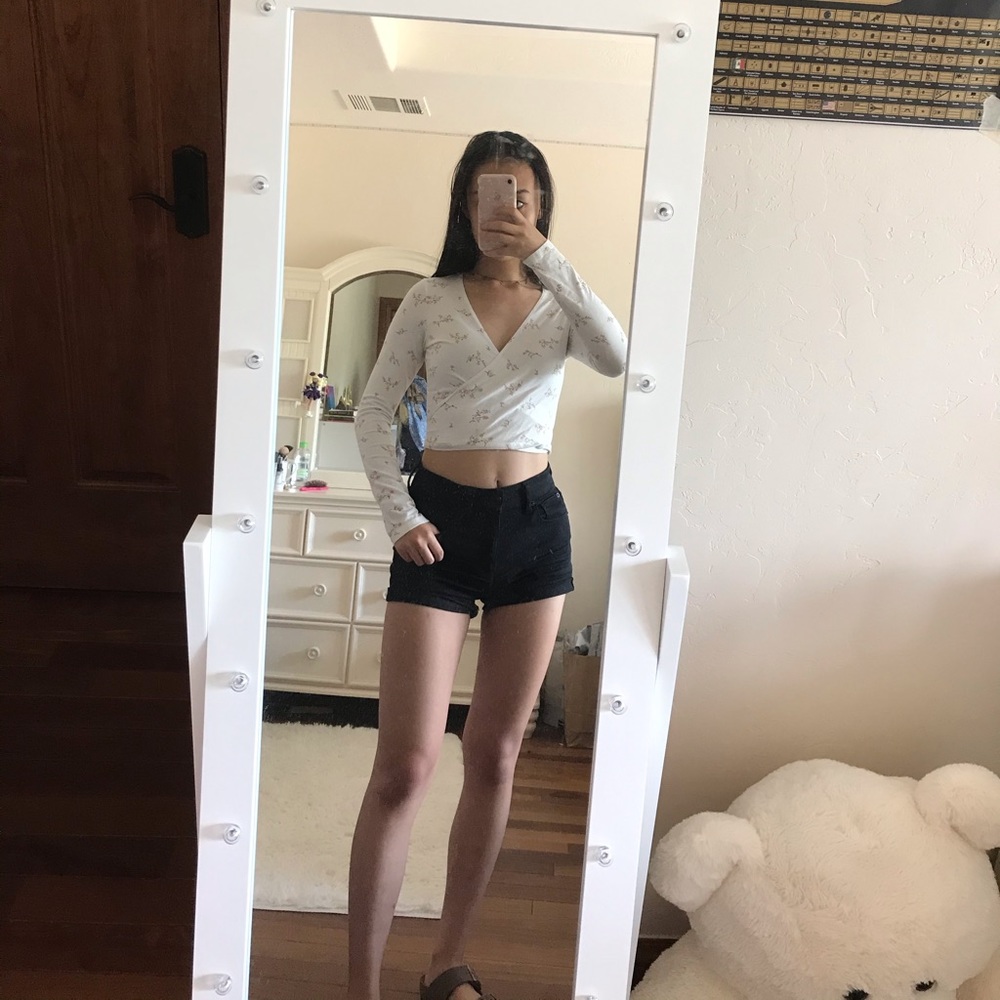 brandy melville coco wrap top